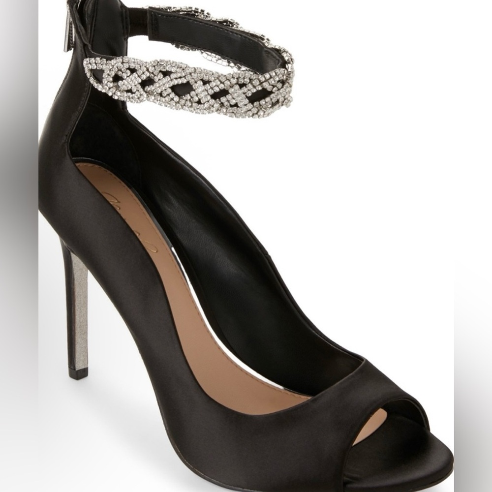 Elegant Black Peep-Toe Heels w Rhinestone Ankle Strap Jewel Badgley Mischka 8.5